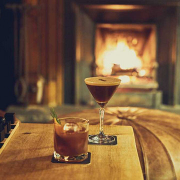 Image for 6 x WORK PERK GIFT CARDS. Buy 5 x cards for €1,000 each and receive 1 x €1,000 gift card Free